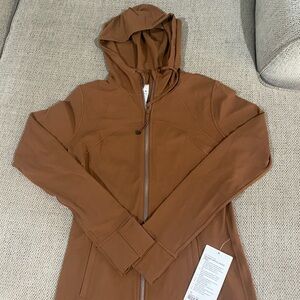 NWT Defy Jacket Lululemon Espresso size 10